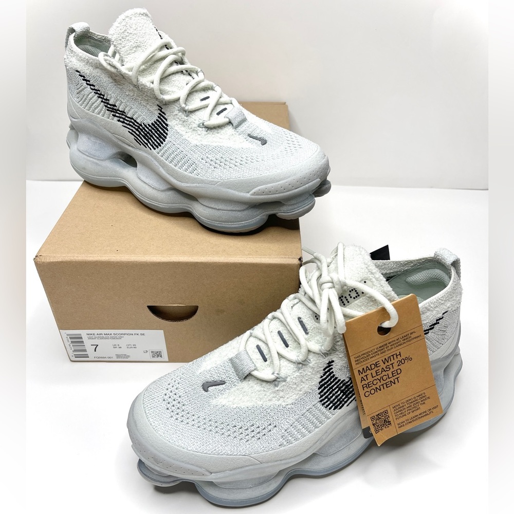 Nike Air Max Scorpion Flyknit SE "Light Silver/Smoke Grey/Sea Glass/Black"